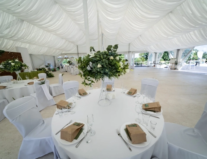 Шатер у пруда - Парк-отель Tulip Inn Sofrino / Тюлип Инн Софрино