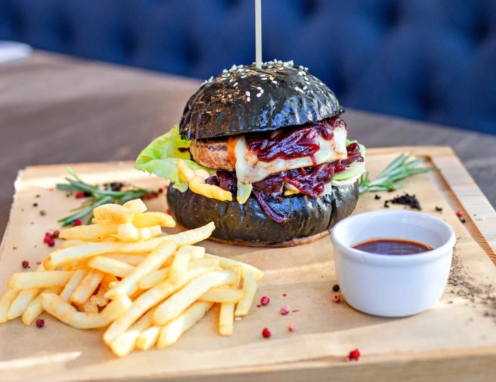 Ресторан «Бобры и Белки» - Парк-отель Tulip Inn Sofrino / Тюлип Инн Софрино